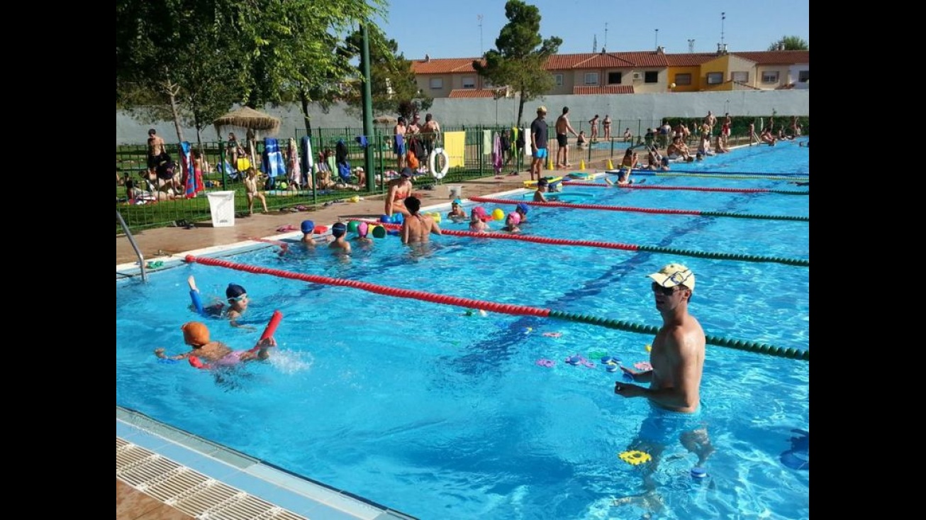 Foto de los cursillos de natación del pasado verano