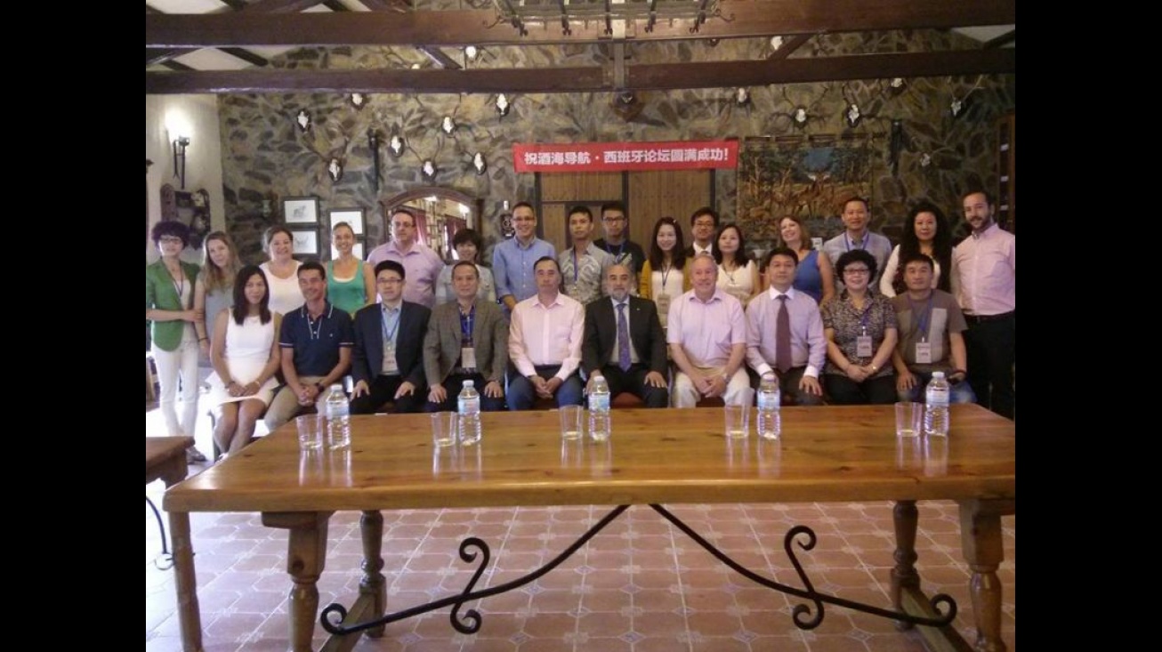 Foto conjunta con la delegación China en Pago Casa del Blanco