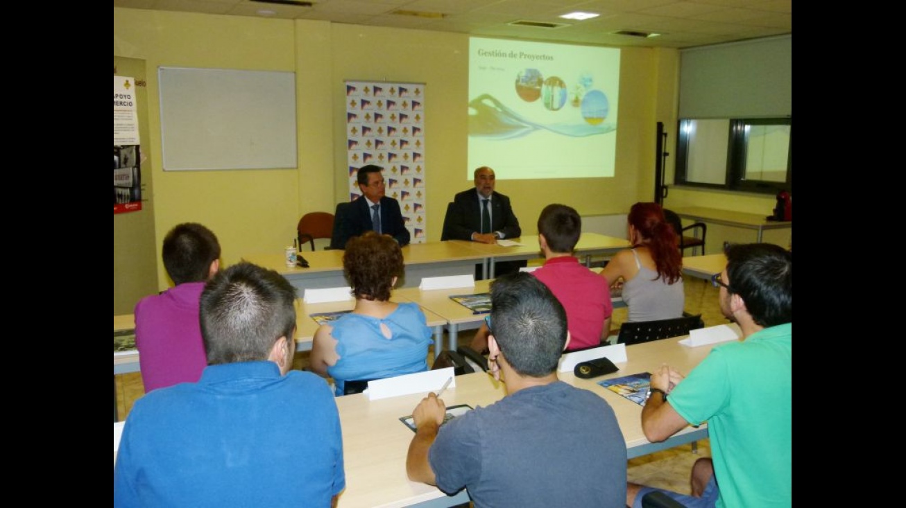 Apertura del seminario a cargo del alcalde junto a Gerardo Rodríguez