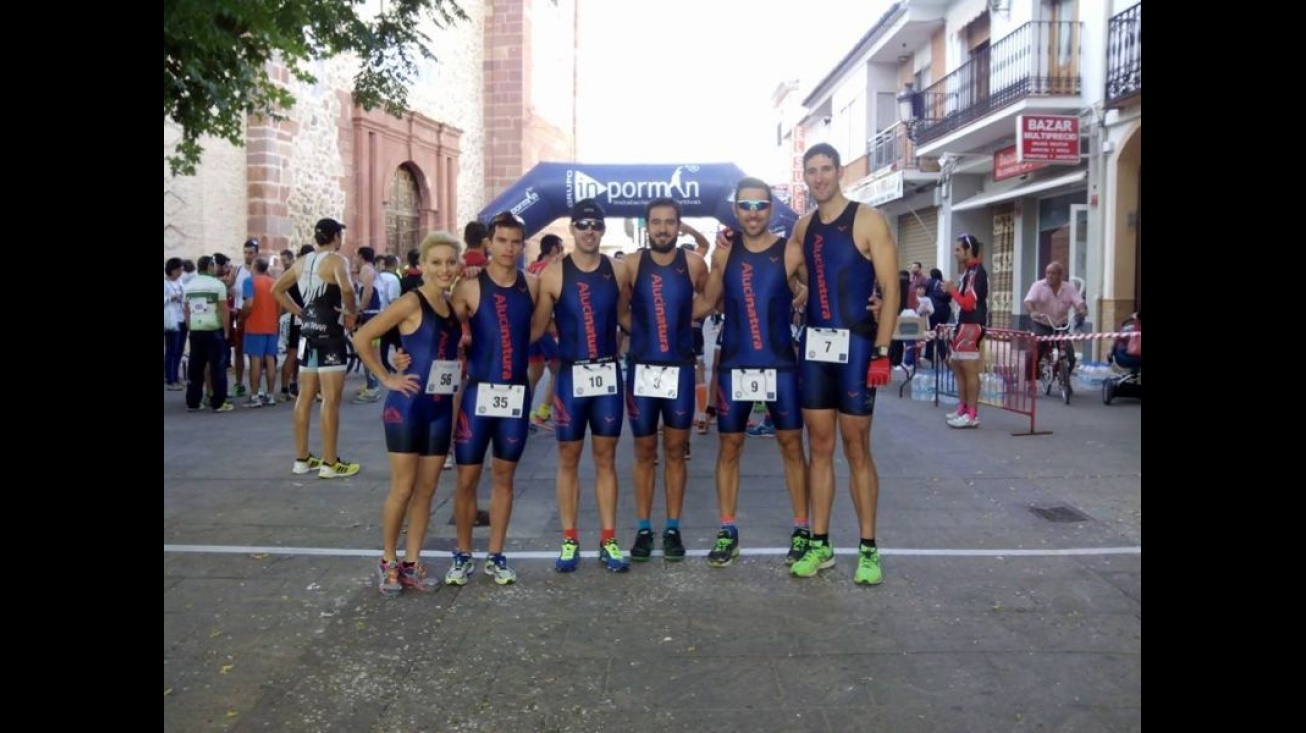 Equipo Alucinatura en el Duatlón de Herencia