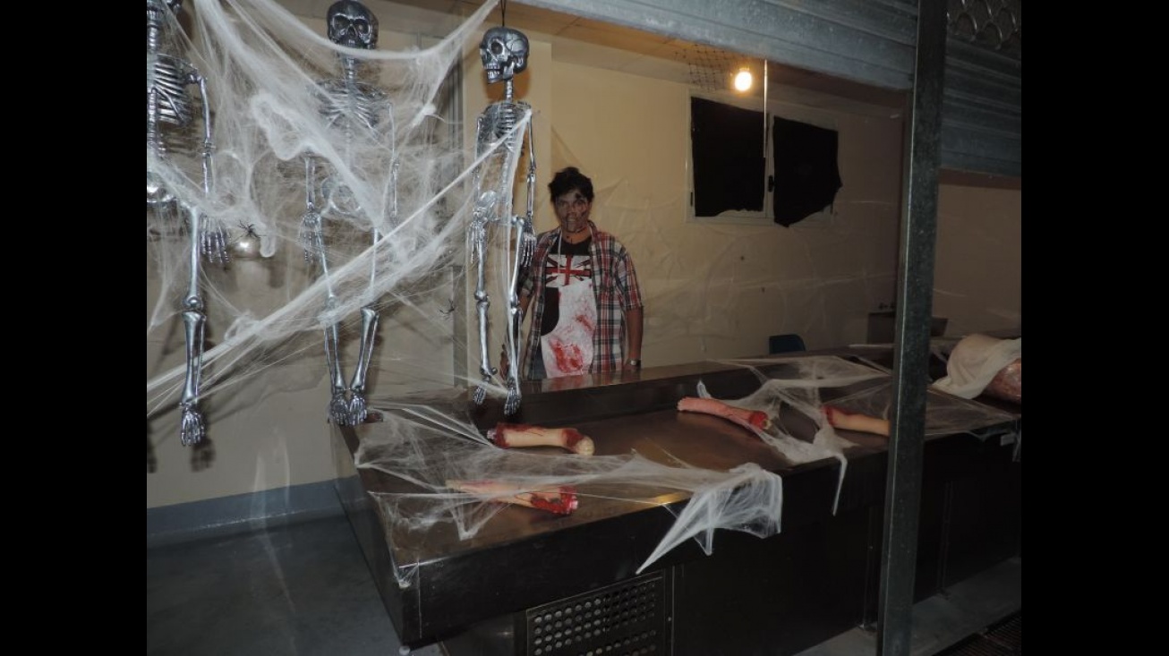 El "carnicero", protagonista del mercado del terror en Halloween