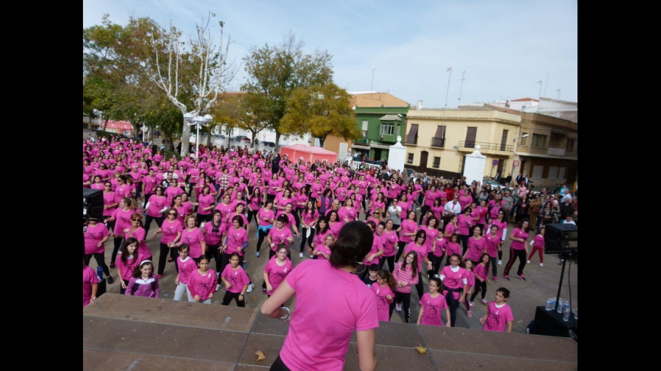 Sesión de batuka y zumba para "moverse" contra la violencia de género