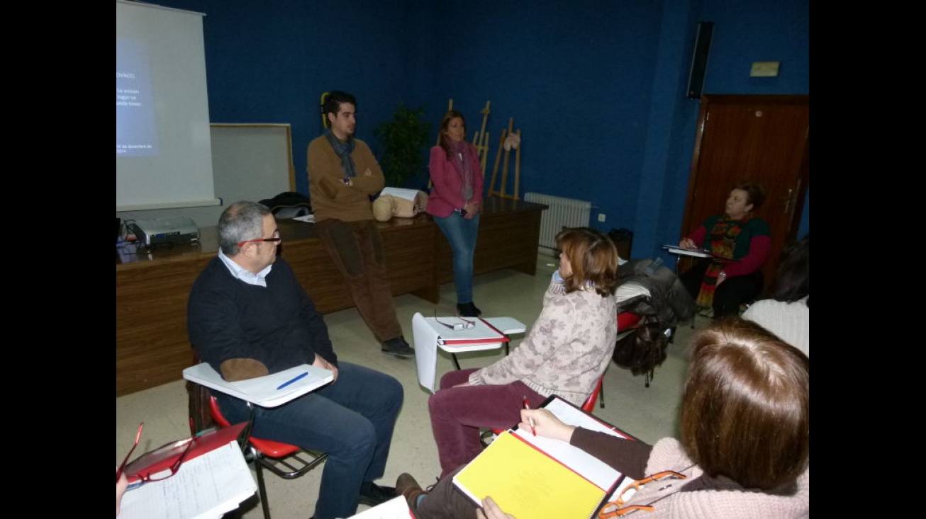 Intervención de Lola Serna en el curso de Primeros Auxilios