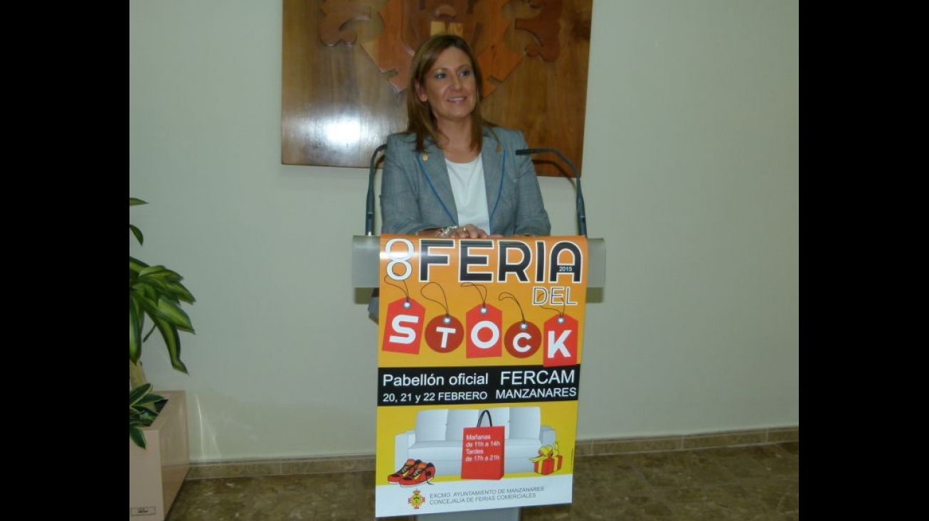 Lola Serna, concejal de Ferias Comerciales, en la presentación de la 8ª Feria del Stock