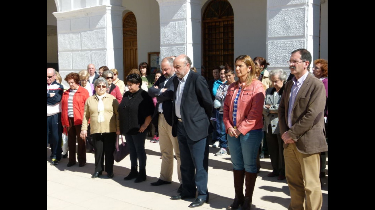 Minuto de silencio en recuerdo a las víctimas del terrorismo