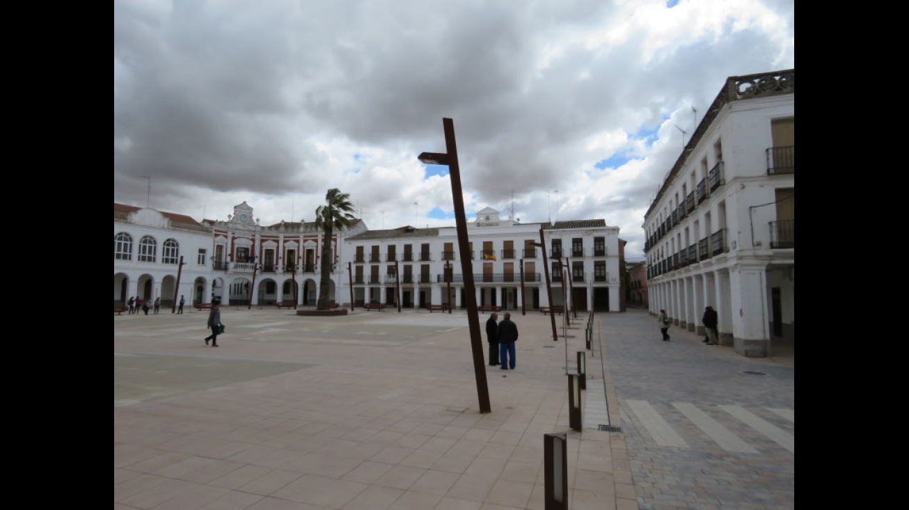 Vista de la plaza de la Constitución tras su reforma