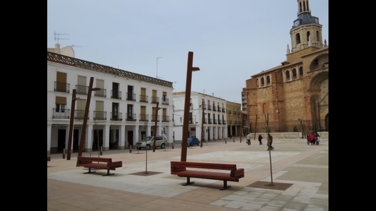 Nuevo aspecto de la plaza de la Constitución