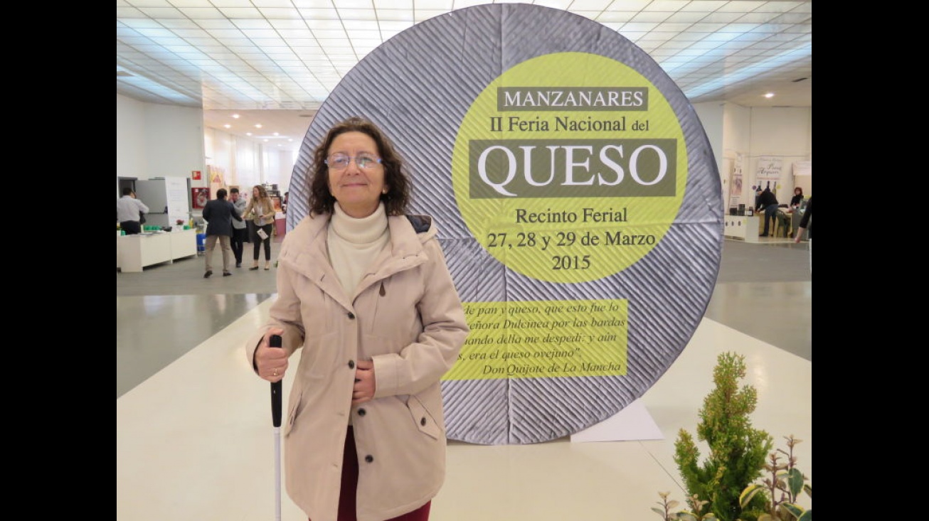 Manoli Carrión, de la ONCE, en la Feria Nacional del Queso 2015