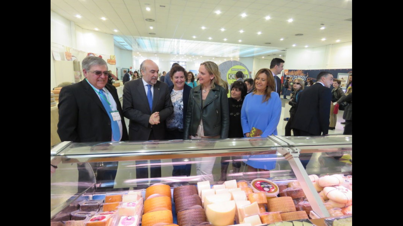 Visita de la consejera Carmen Casero a la Feria Nacional del Queso