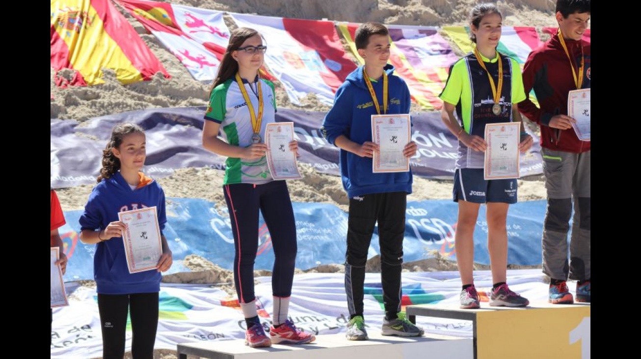 La manzanareña Marta Molina sumó dos medallas de plata en el Campeonato de España.