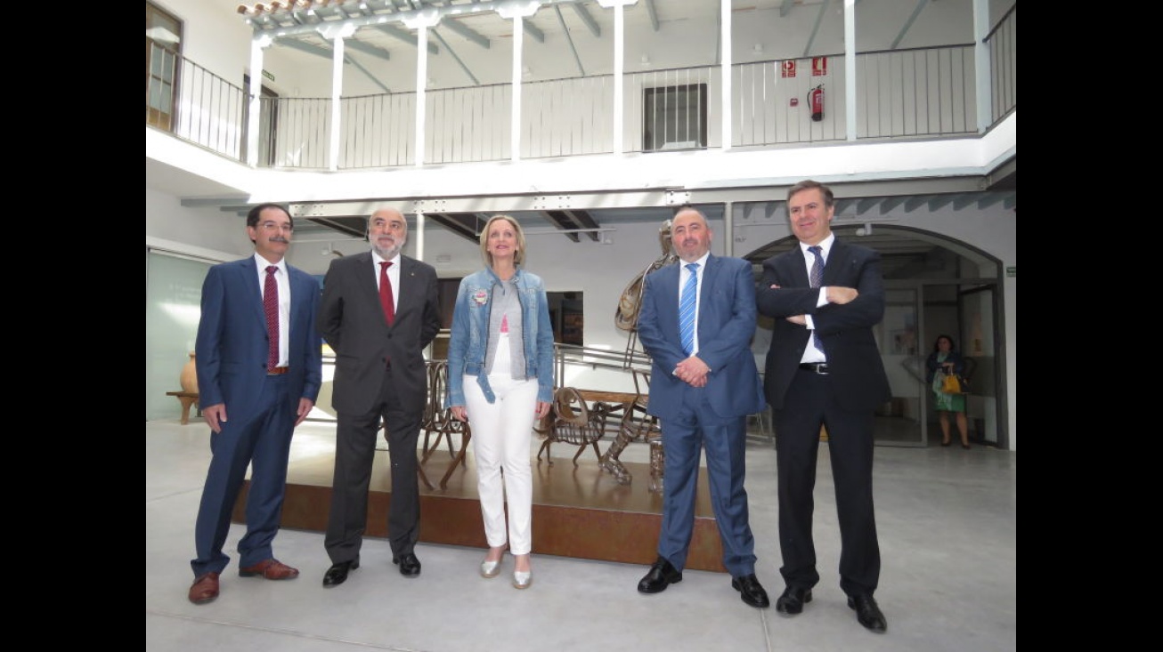 Visita de Carmen Casero al Museo del Queso Manchego