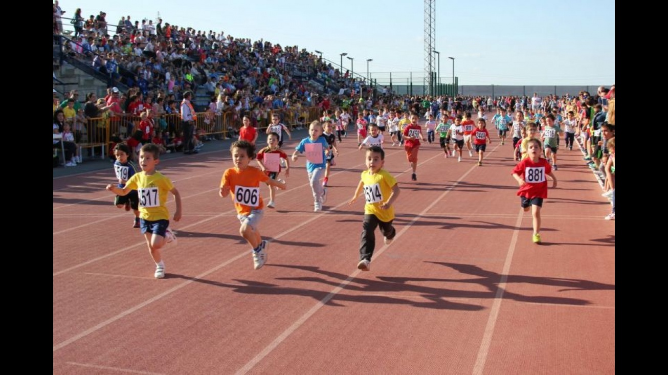 Llegada de una de las pruebas de la carrera mini. Foto: J. Osorio