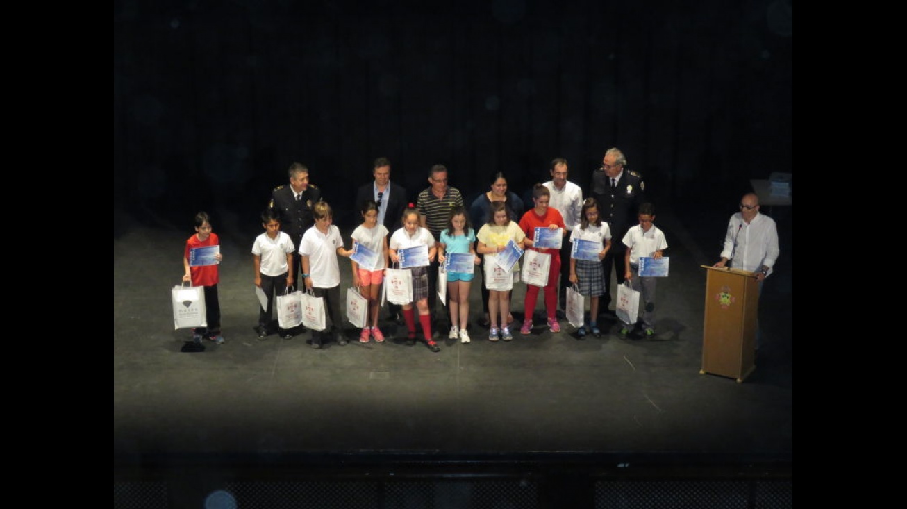 Entrega de premios a los ganadores