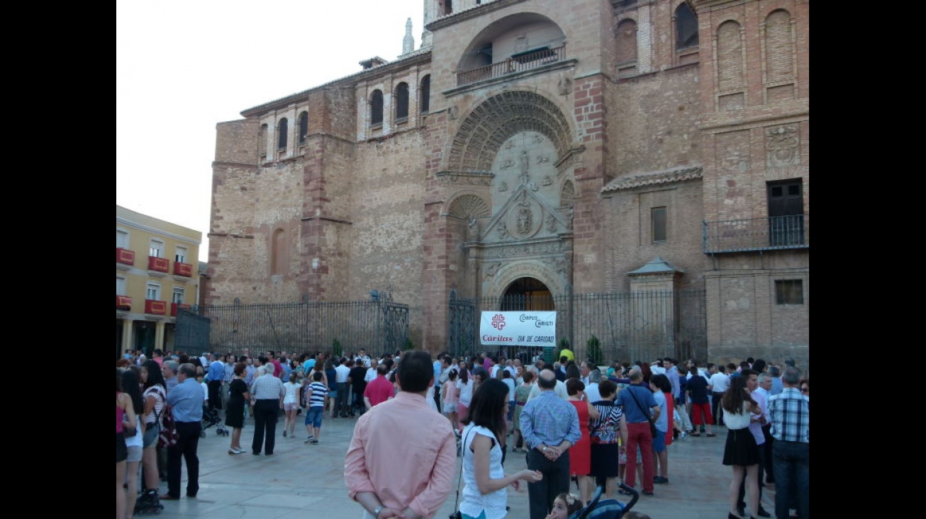 La procesión comienza y acaba en la Parroquia de la Asunción