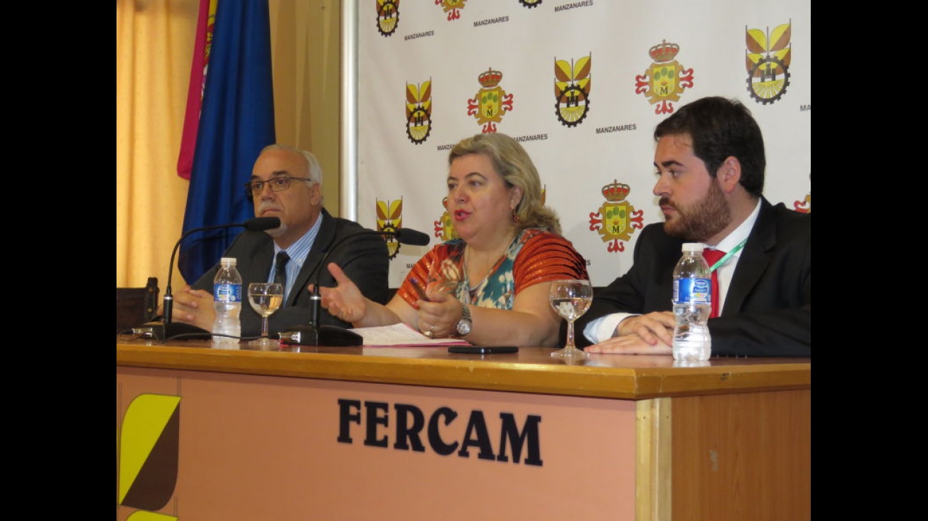 Clara Eugenia Aguilera, durante la conferencia pronunciada en FERCAM