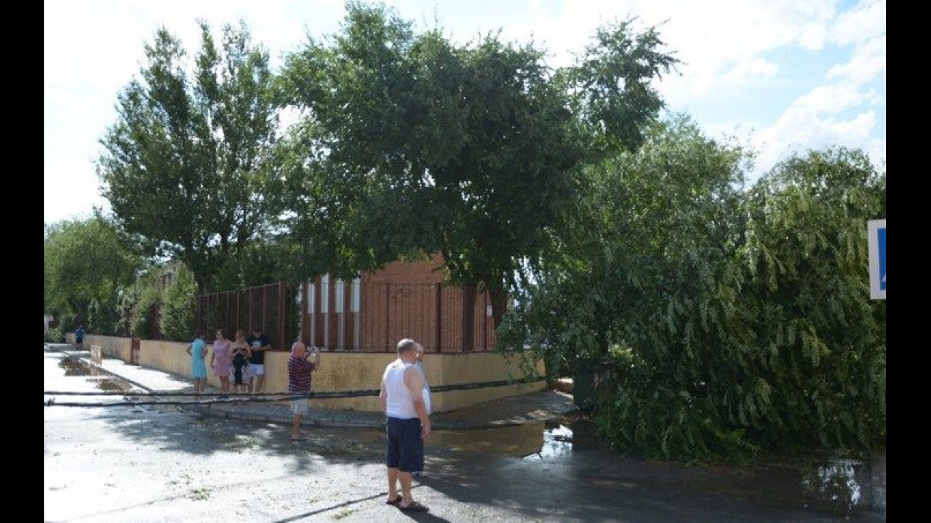 Desperfectos en el Colegio Público Divina Pastora de Manzanares