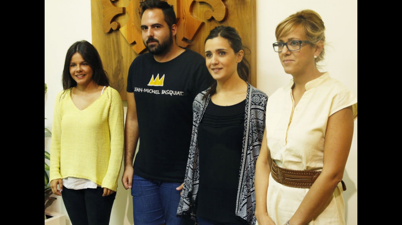 Cecilia Amores, Paco Fernández, Míriam Rodríguez y la concejala Silvia Cebrián