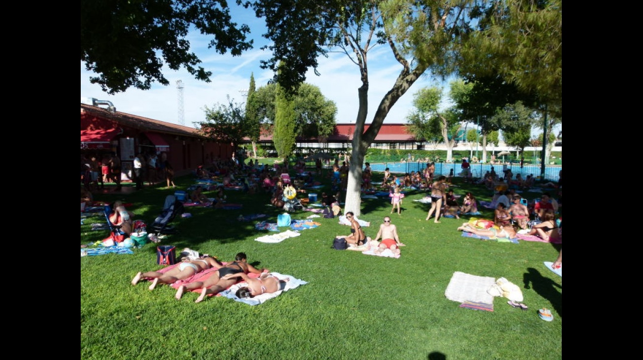 Piscina municipal de verano