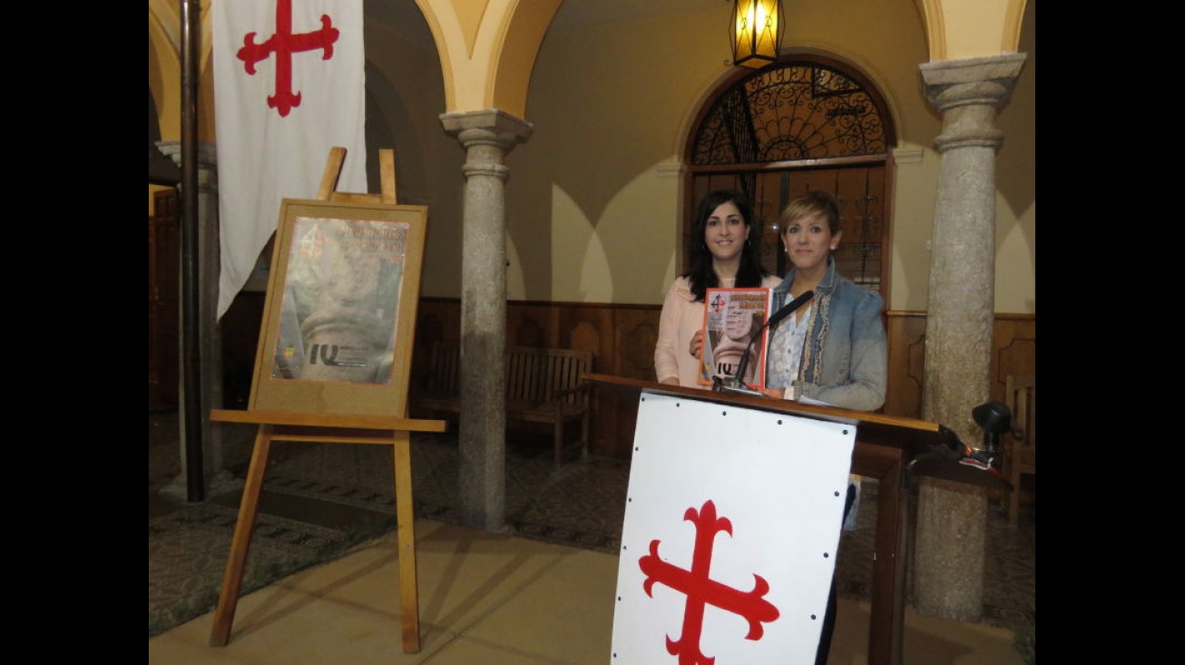 Gemma de la Fuente y Silvia Cebrián en la presentación de los actos de las IV Jornadas Medievales