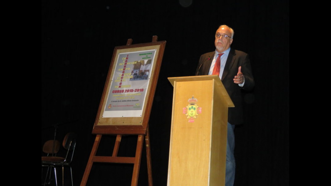 El alcalde, durante la inauguración del curso