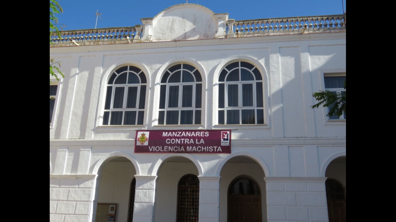 Exterior del salón de plenos del Ayuntamiento