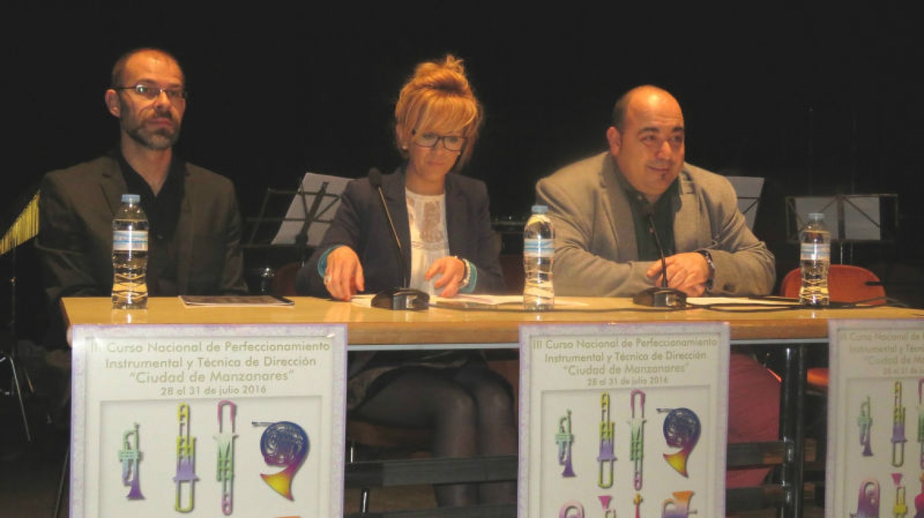 Presentación del curso a cargo de Pedro Delegido, Silvia Cebrián y Cristóbal Díaz-Peñalver