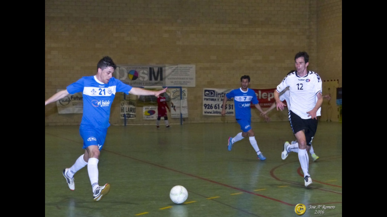 Lance del partido ante el Rivas. Foto: José A. Romero