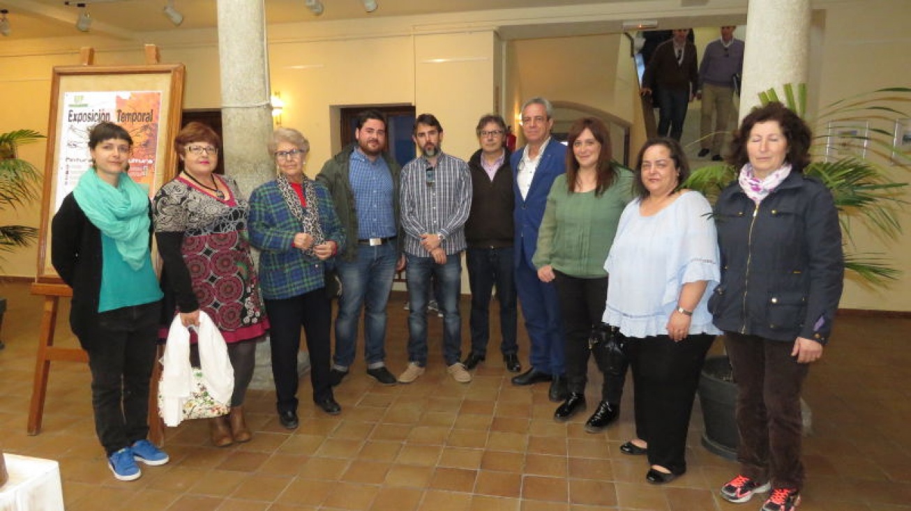 Inauguración con autoridades, alumnos y monitores de la UP Manzanares