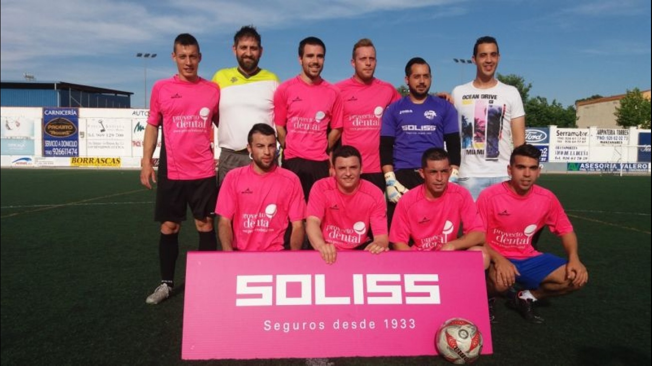 Proyecto Dental-Bar Tío Paco, uno de los representantes manzanareños en el torneo