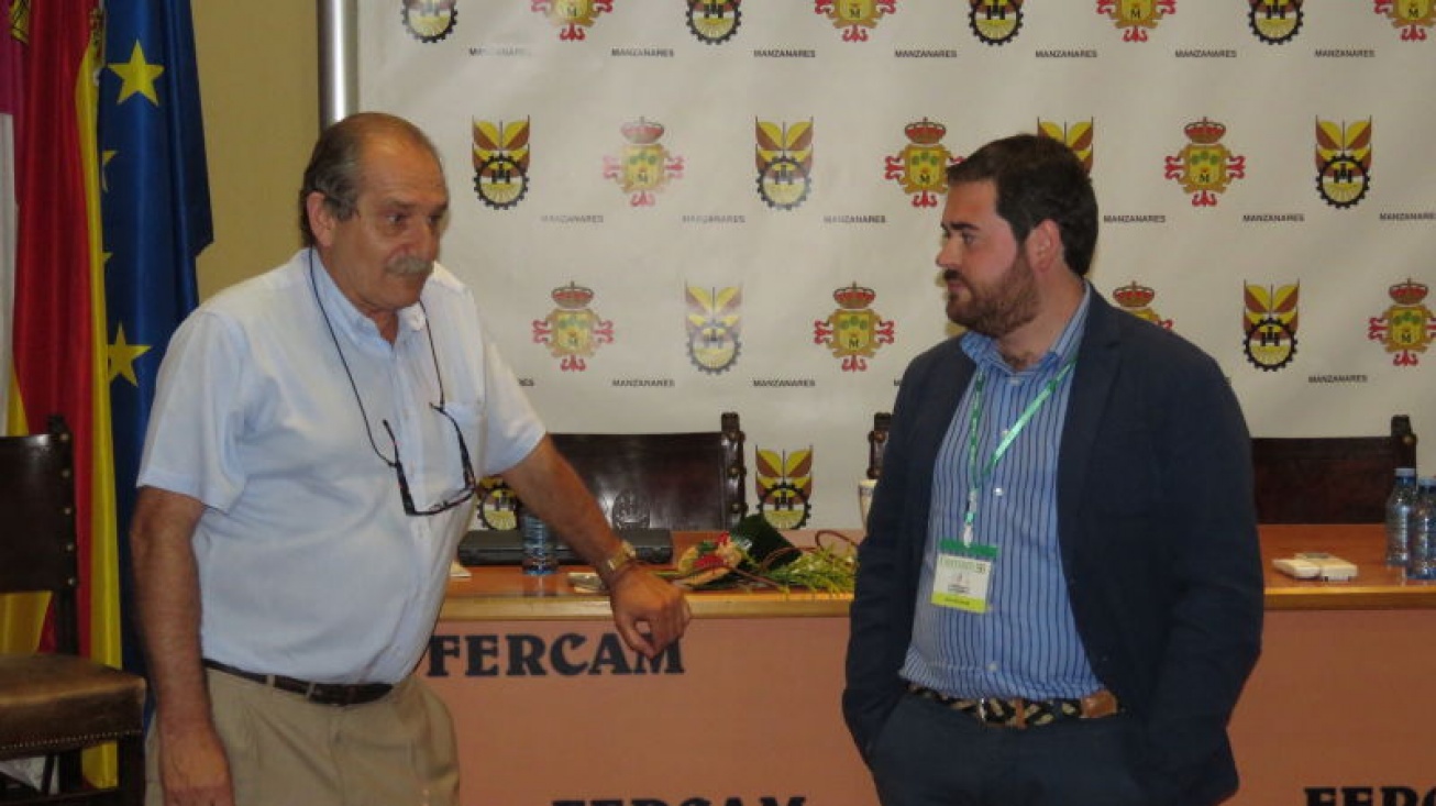 Pablo Camacho, Director de FERCAM y Carmelo García, Ponente (Dr. en Veterinaria)