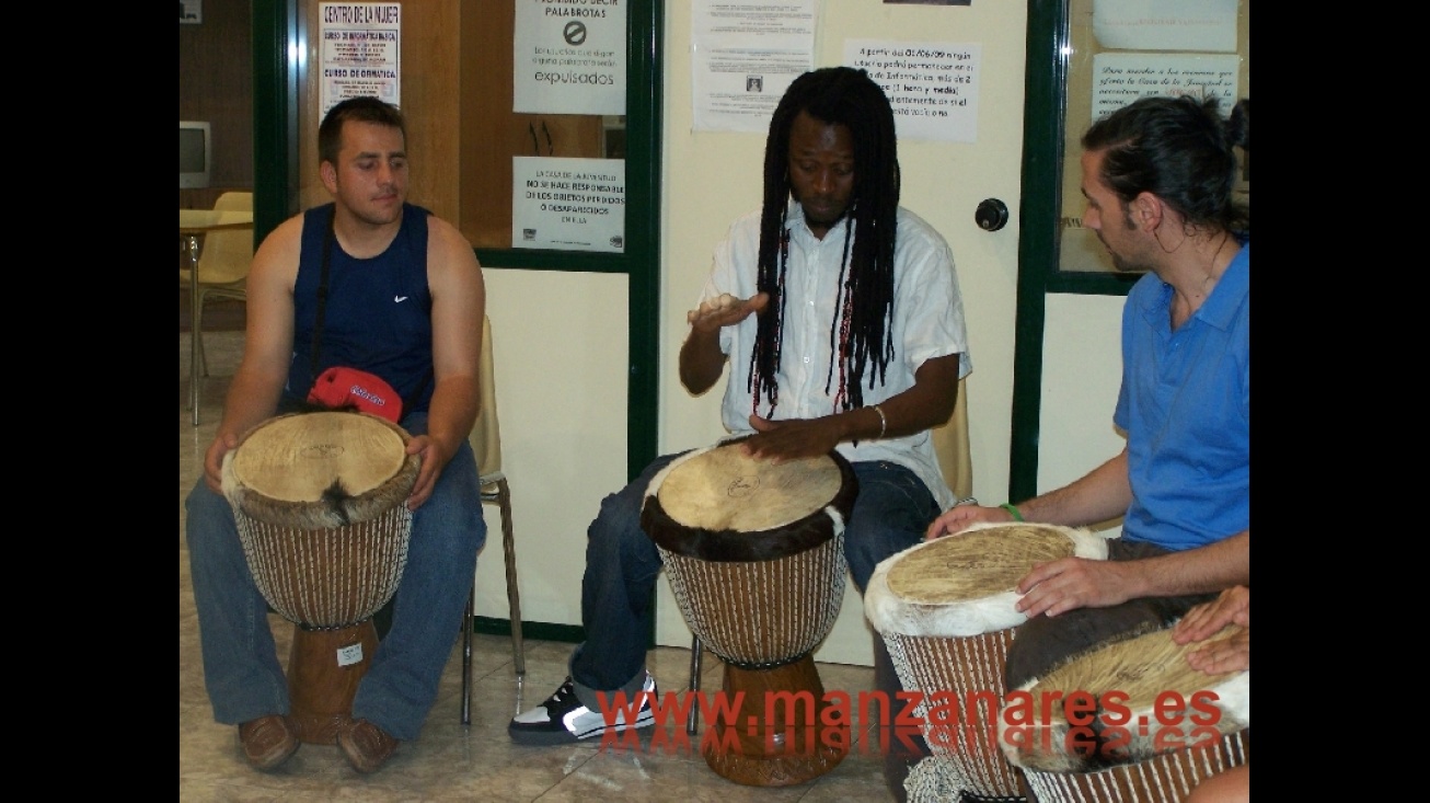 Jornadas Interculturales, taller de percusion