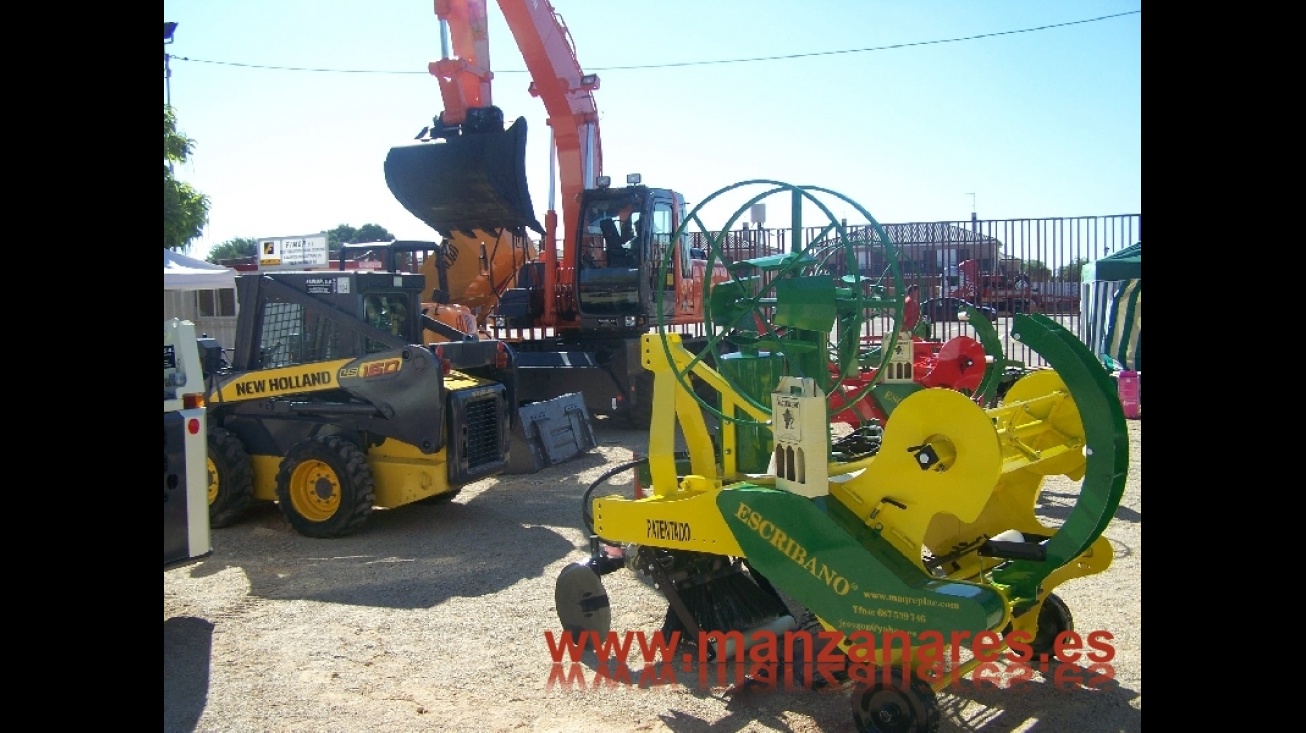 Vista de maquinaria agrícola en un stand de FERCAM 09