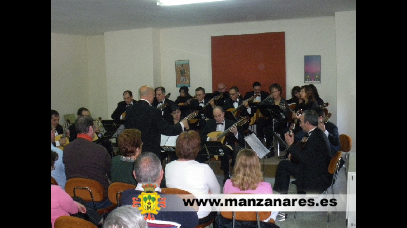 Concierto de la Orquesta "Sotomayor" en el C.C. Divina Pastora